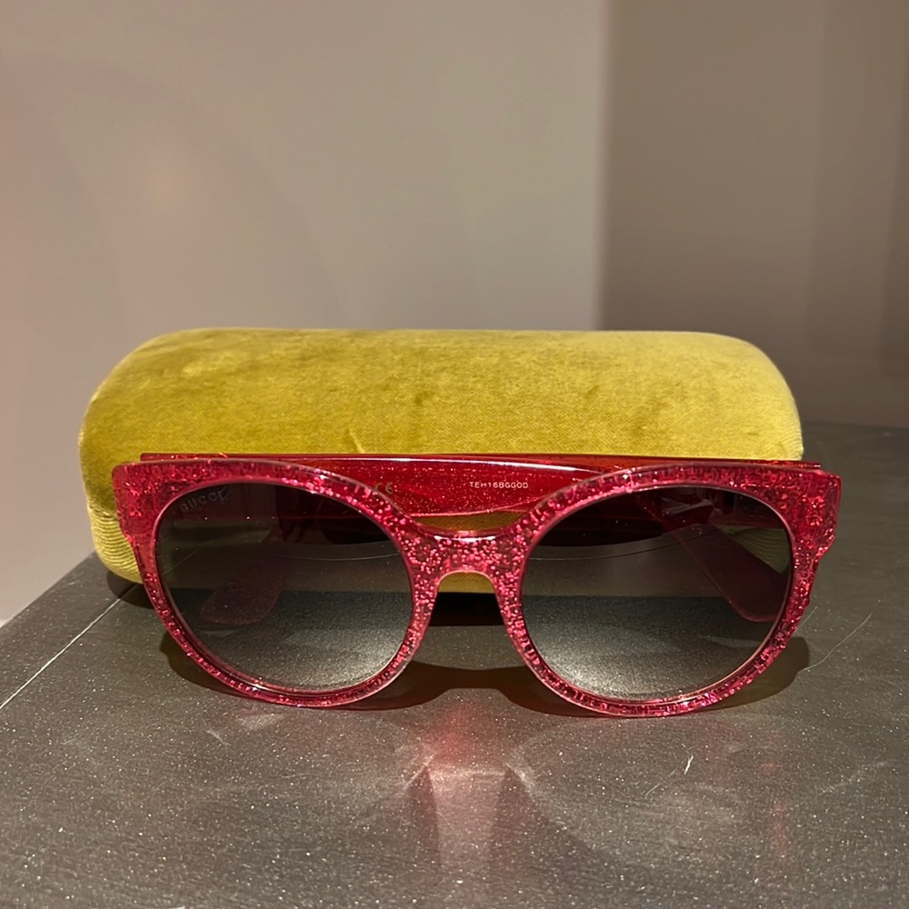 GUCCI Glitter Optyl Round Women's Sunglasses Blue Lens GG0035S 005 Fuchsia Pink